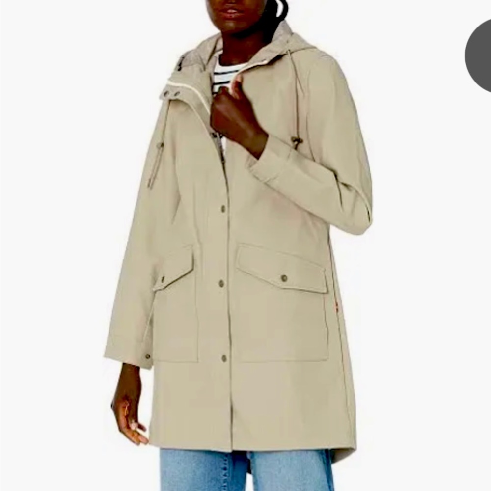 Levi’s Cream Rain Coat. Size XS.